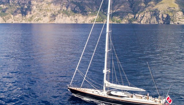 IMAGINE B yacht charter 5