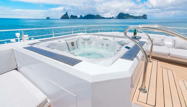 FREDDY'S LEGACY yacht charter 2