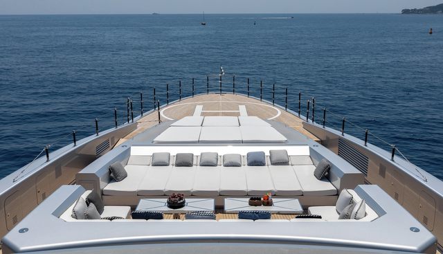 SARASTAR yacht charter 3