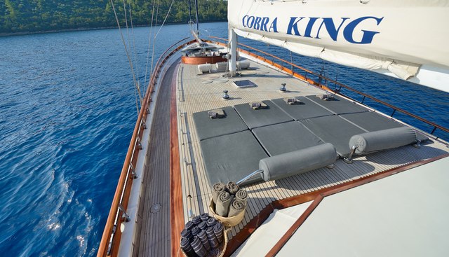 COBRA KING yacht charter 3