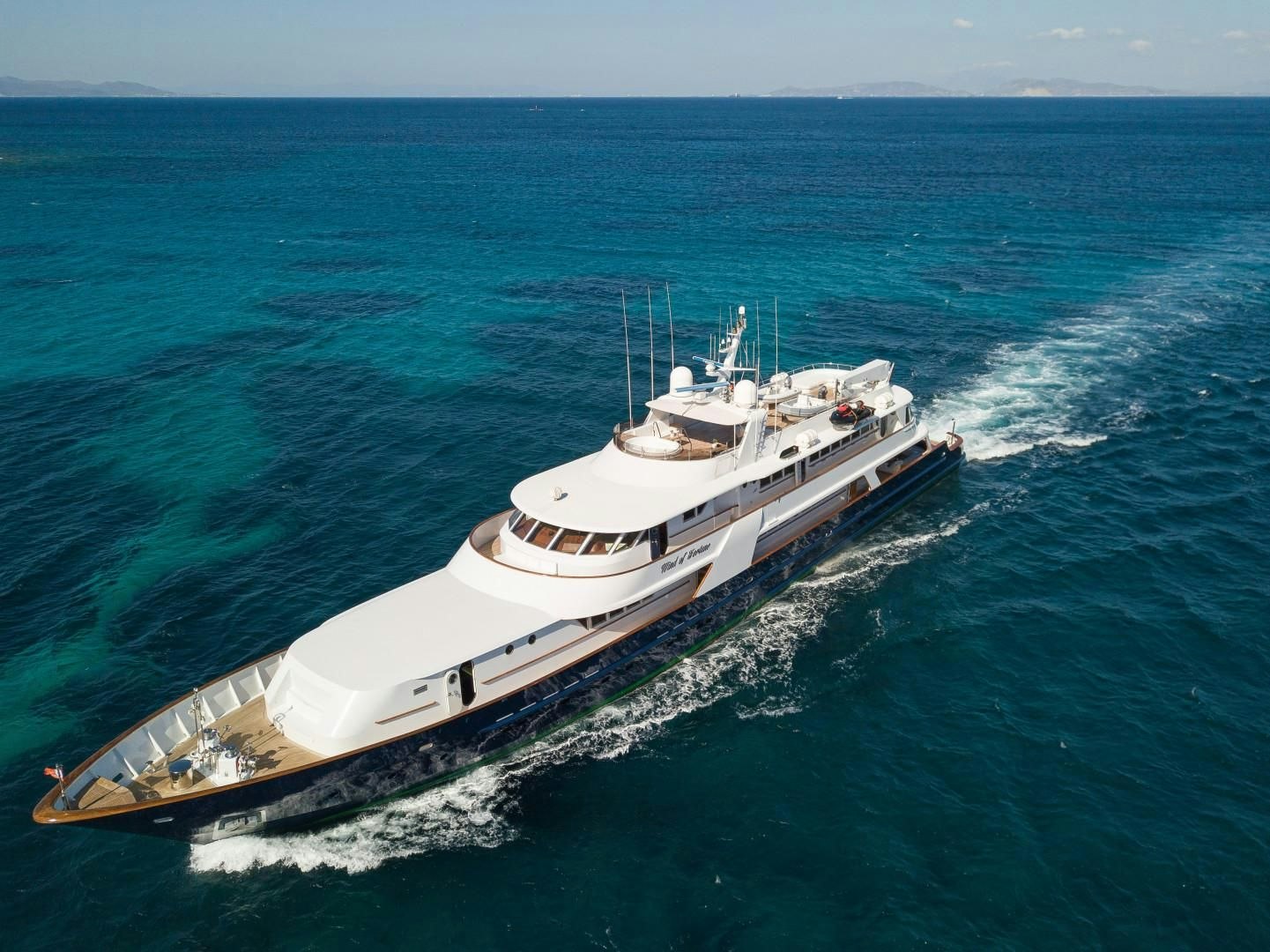 WIND OF FORTUNE yacht charter 5