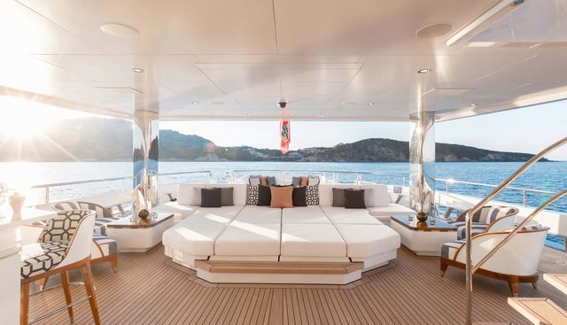JOY yacht charter 5