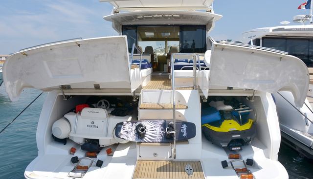 VANINA V yacht charter 5