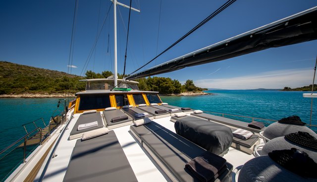 ANDEO yacht charter 4