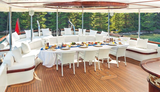 HALCON DEL MAR yacht charter 4
