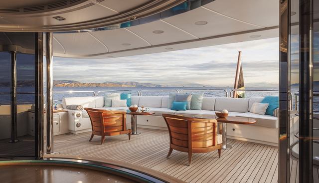 JUSTA DELIA yacht charter 3