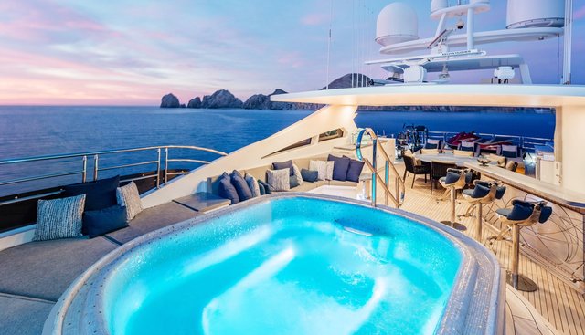 CHAMPAGNE SEAS yacht charter 4