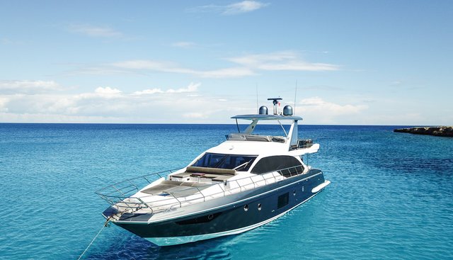 SEA YA yacht charter 3
