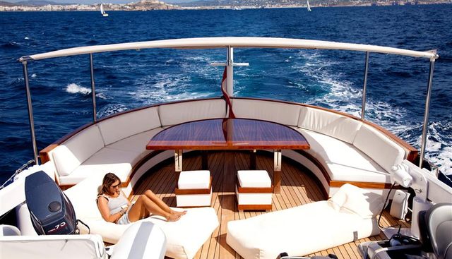 SPOOM yacht charter 2