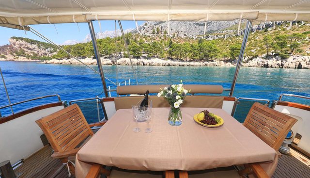 BLANKA yacht charter 5