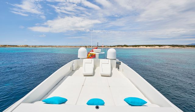 DANZAS yacht charter 5
