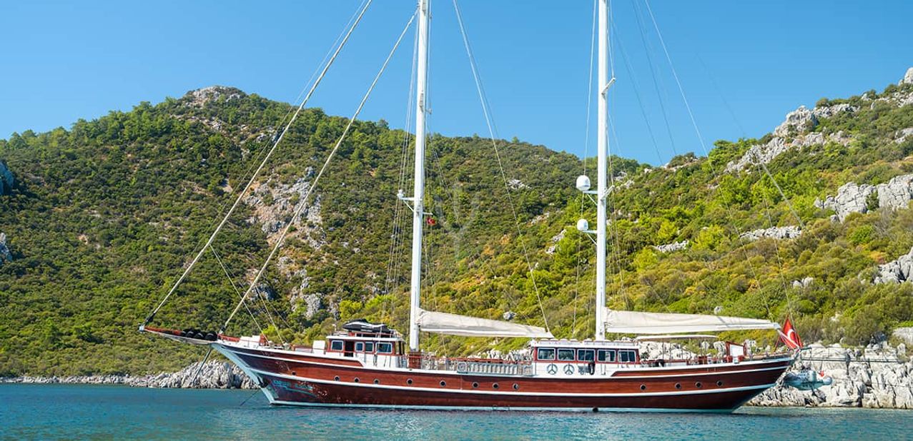 KAPTAN KADIR yacht charter 1