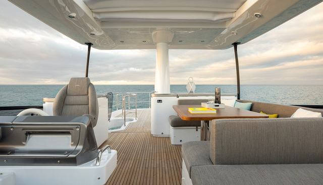 AZIMUT MAGELLANO 66 yacht charter 5
