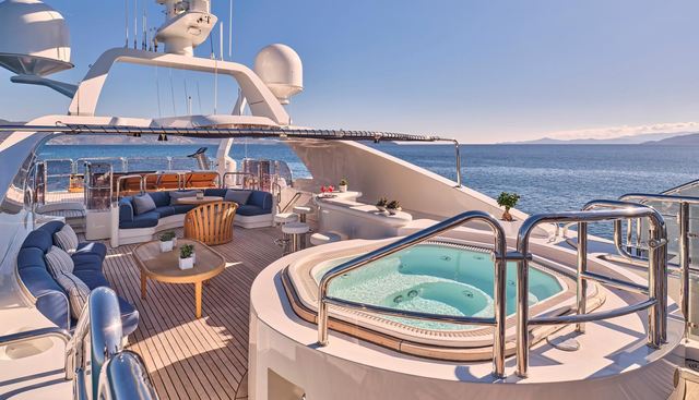 JO I yacht charter 3