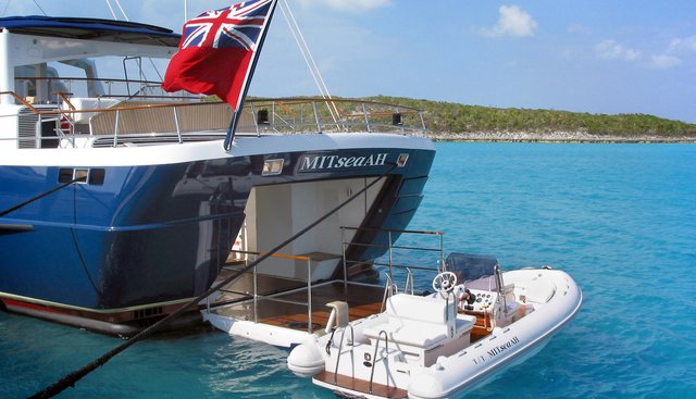 MITSEAAH yacht charter 5
