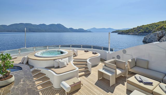 PERSEFONI I yacht charter 4