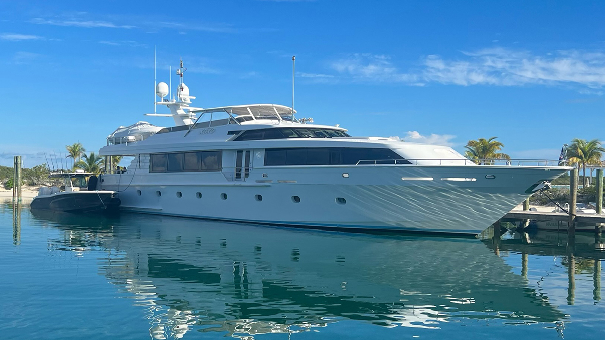 XOXO YACHT CHARTER yacht charter