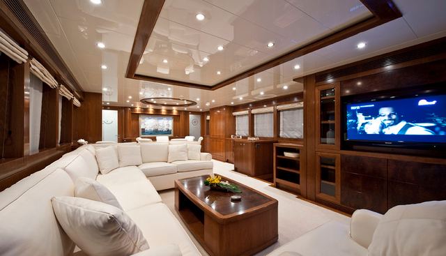 MRS WHITE yacht charter 4