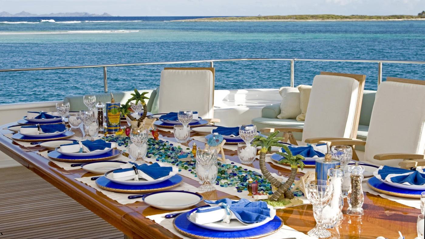 TE MANU yacht charter 4