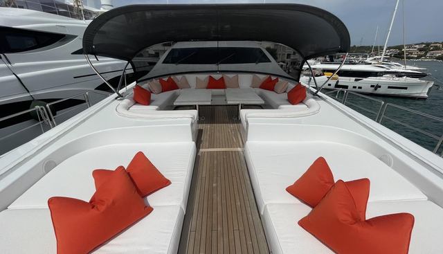 D'ONE D yacht charter 3