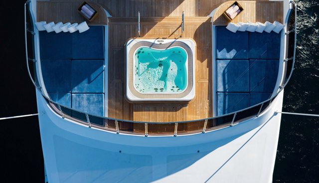 KADIMO'S yacht charter 2
