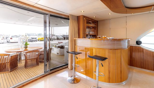 SEA BREEZE ONE yacht charter 5