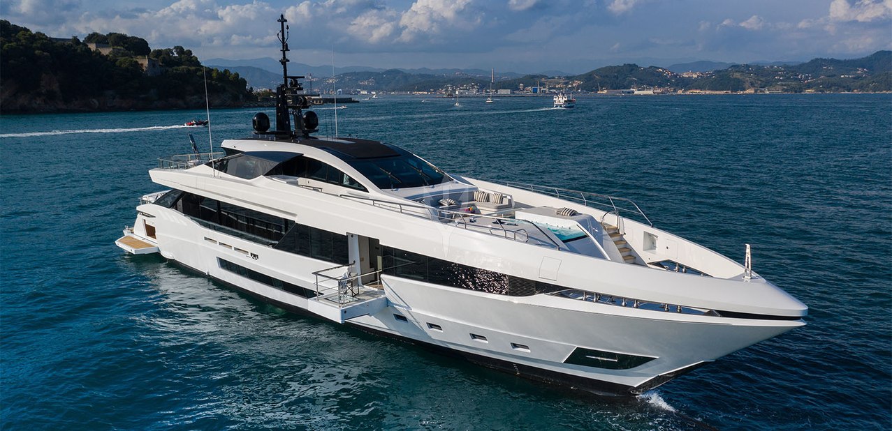MANGUSTA GRANSPORT 45 YACHT CHARTER yacht charter