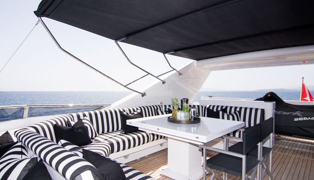 PASTA FLORA yacht charter 4