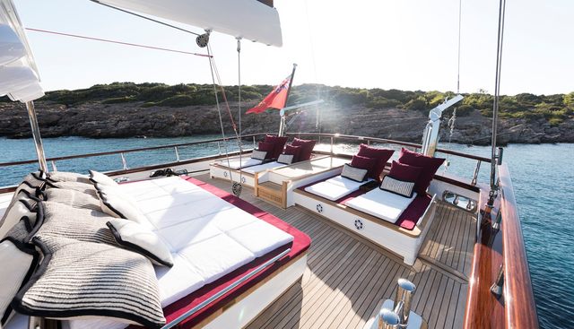 THAT'S AMORE yacht charter 5