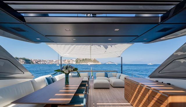 CATCH ME yacht charter 4