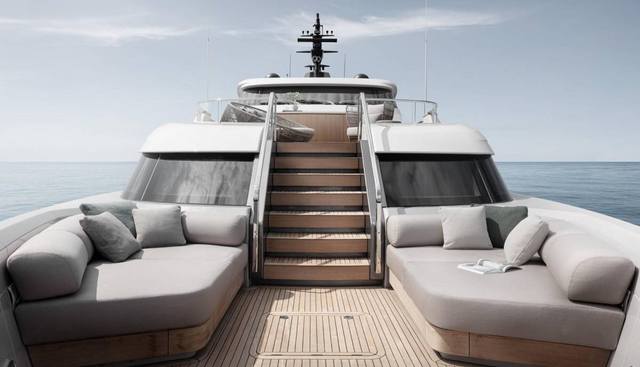 MALKIA yacht charter 5