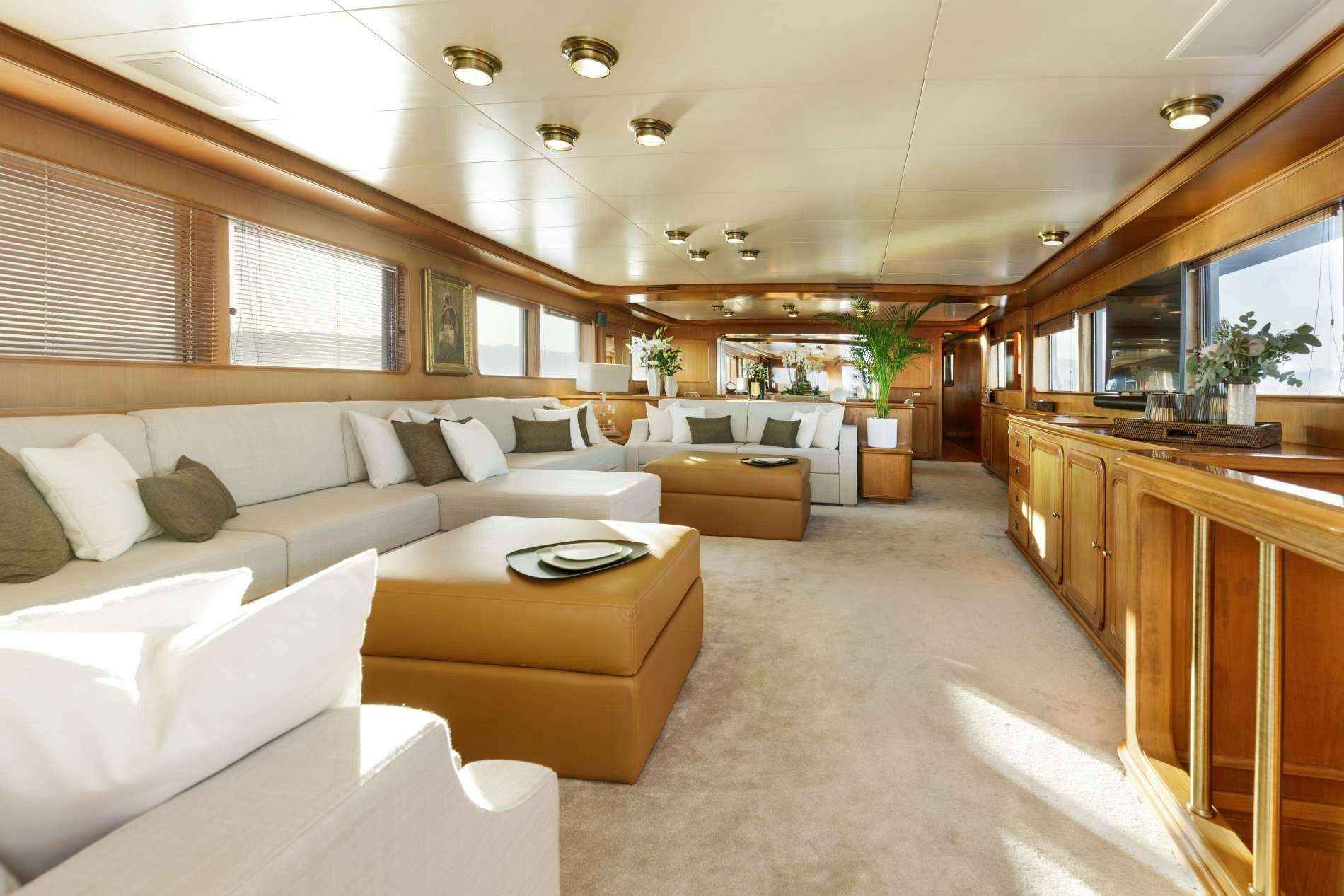 ESPINOLA yacht charter 2