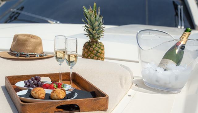 DOUBLE D yacht charter 3