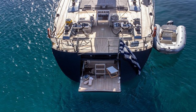 BLACK LION yacht charter 5