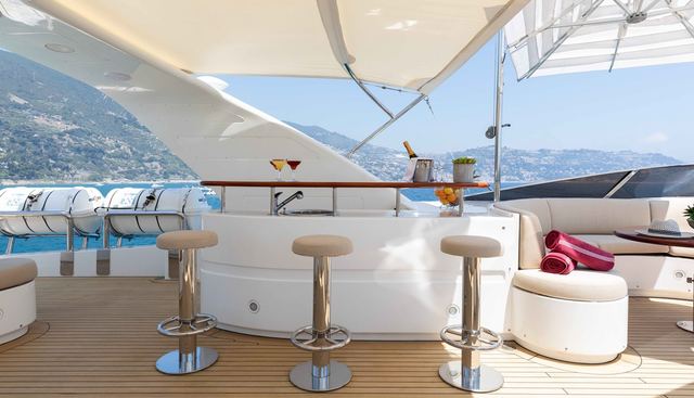 MI AMORE JULIA yacht charter 5