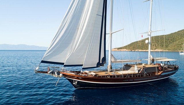 QUEEN OF DATCA yacht charter 3
