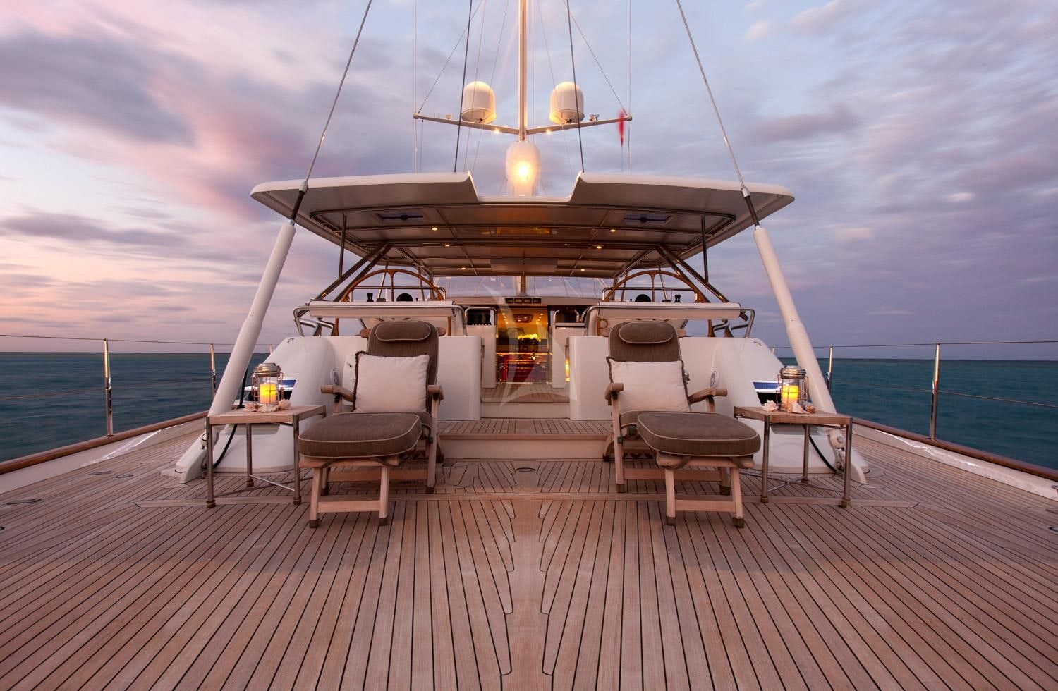GENEVIEVE yacht charter 2