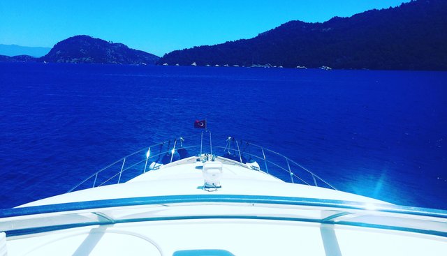 VOGUE yacht charter 3