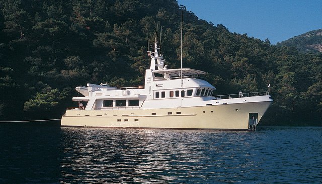 BELLE ISLE SEA yacht charter 2