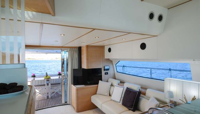 BLUEWAVE yacht charter 5