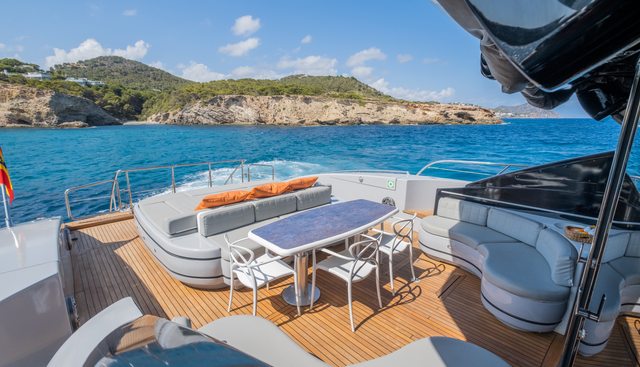 DRIFT yacht charter 5