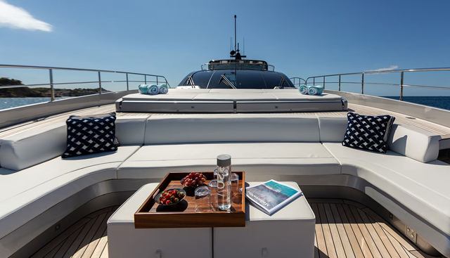 LEMON NOT LIME yacht charter 3