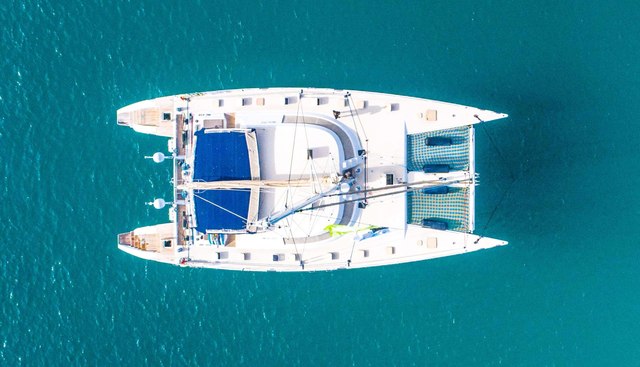 LONESTAR yacht charter 5