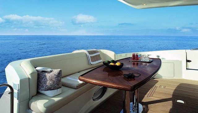 BEAUTY yacht charter 4