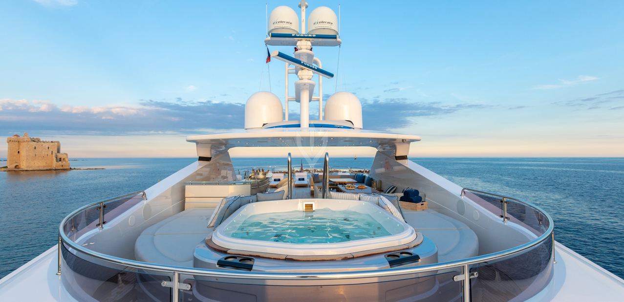 ARADOS yacht charter 3