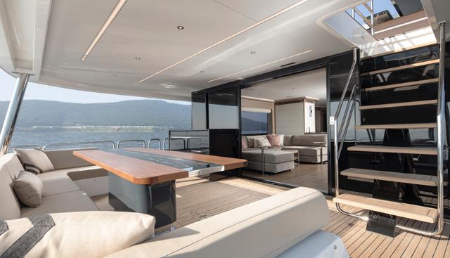 MAJERA yacht charter 5
