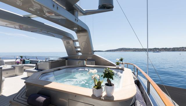 SILVER DREAM yacht charter 3