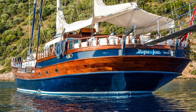 PAPA JOE yacht charter 5