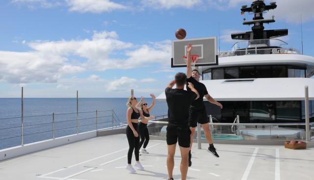 WHISPER yacht charter 5