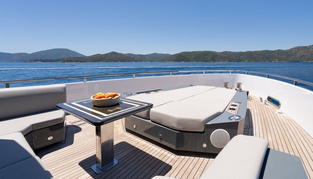 FERRO 77 yacht charter 3